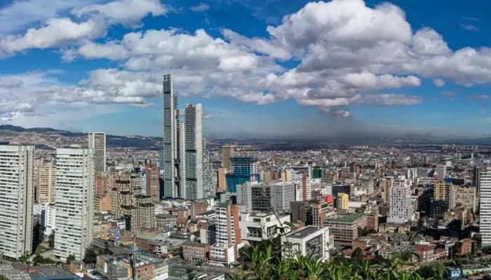 Vista panoramica del skyline de Bogota